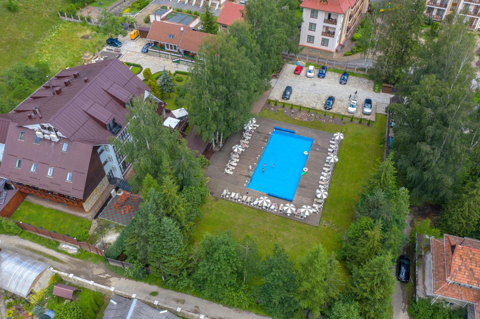Yaremche Club Hotel Exteriör bild