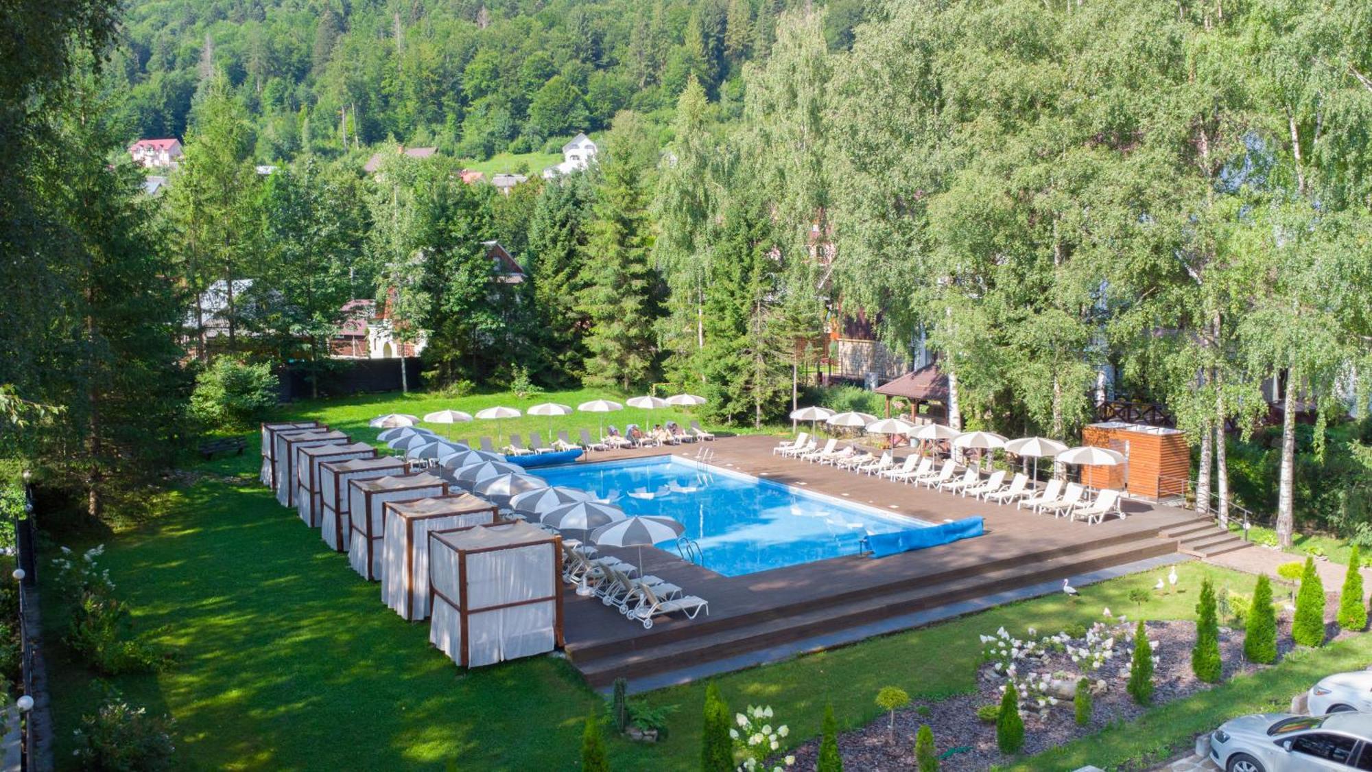 Yaremche Club Hotel Exteriör bild